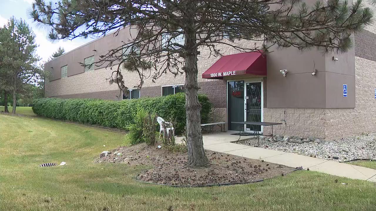 Commerce Township Smokehouse under investigation for price gouging on disposable face masks