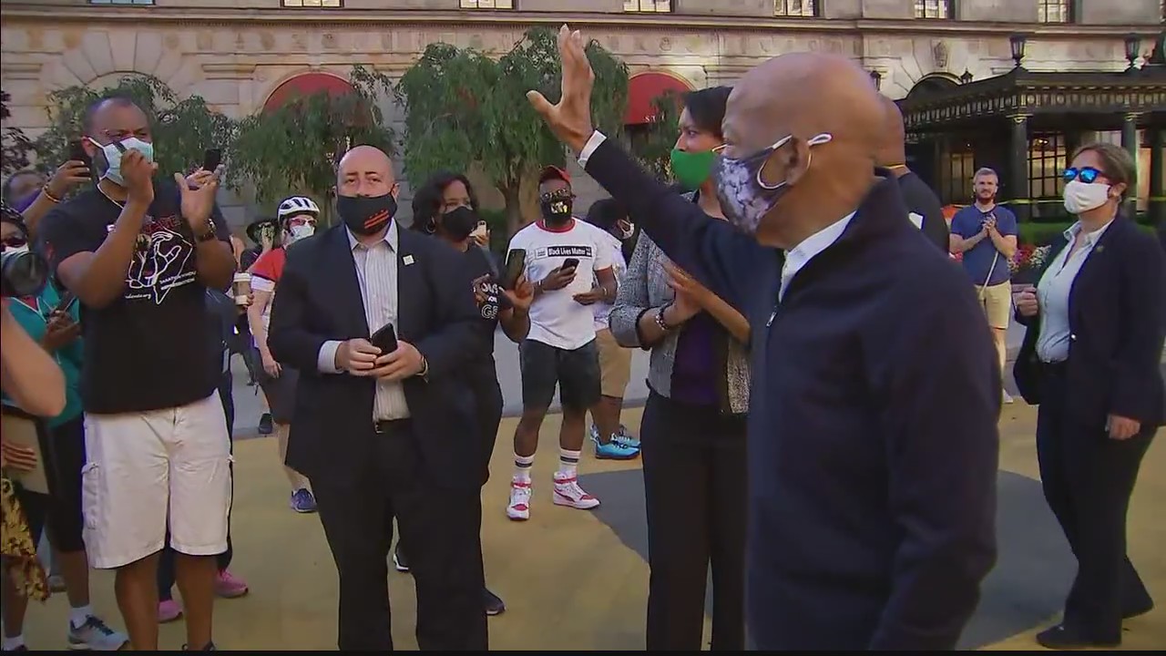 DC recalls Congressman John Lewis visit to Black Lives Matter Plaza in DC
