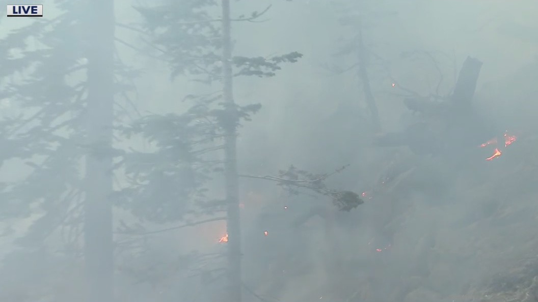 Thick smoke from Caldor Fire envelops South Lake Tahoe