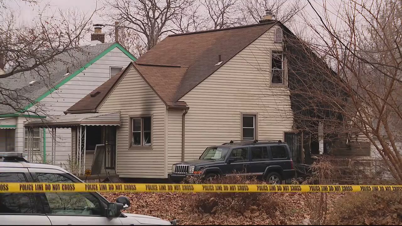 Family of murder victim Cassandra Morrow gather for vigil