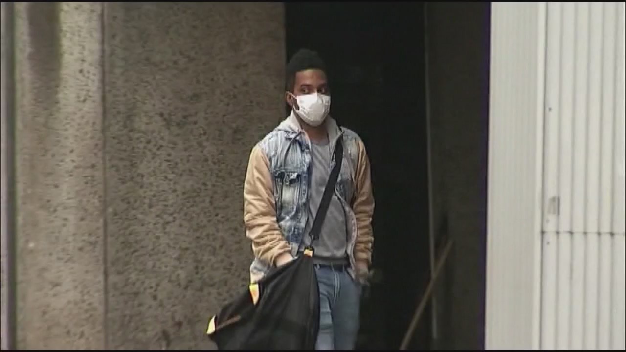 Business owners have to report mask law violators, sheriff says