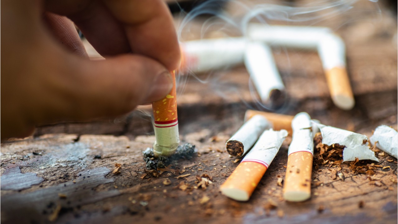 Trump signs bill raising legal age to buy tobacco products to 21