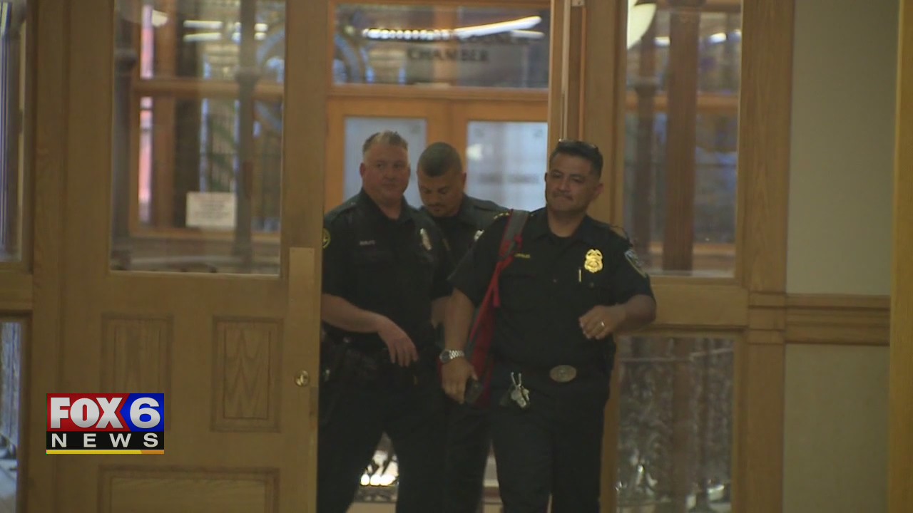 FPC moves forward with police chief search