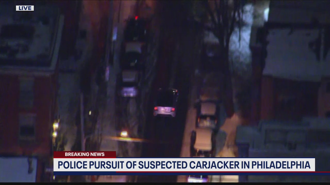 Police pursuit of suspected carjacker in Philadelphia