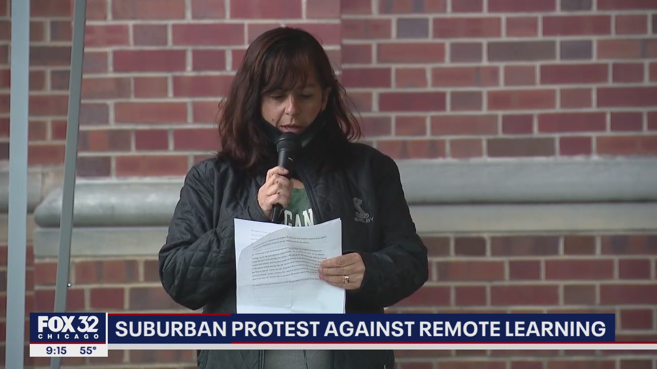 Parents, students rally in Glen Ellyn pushing for return to classroom