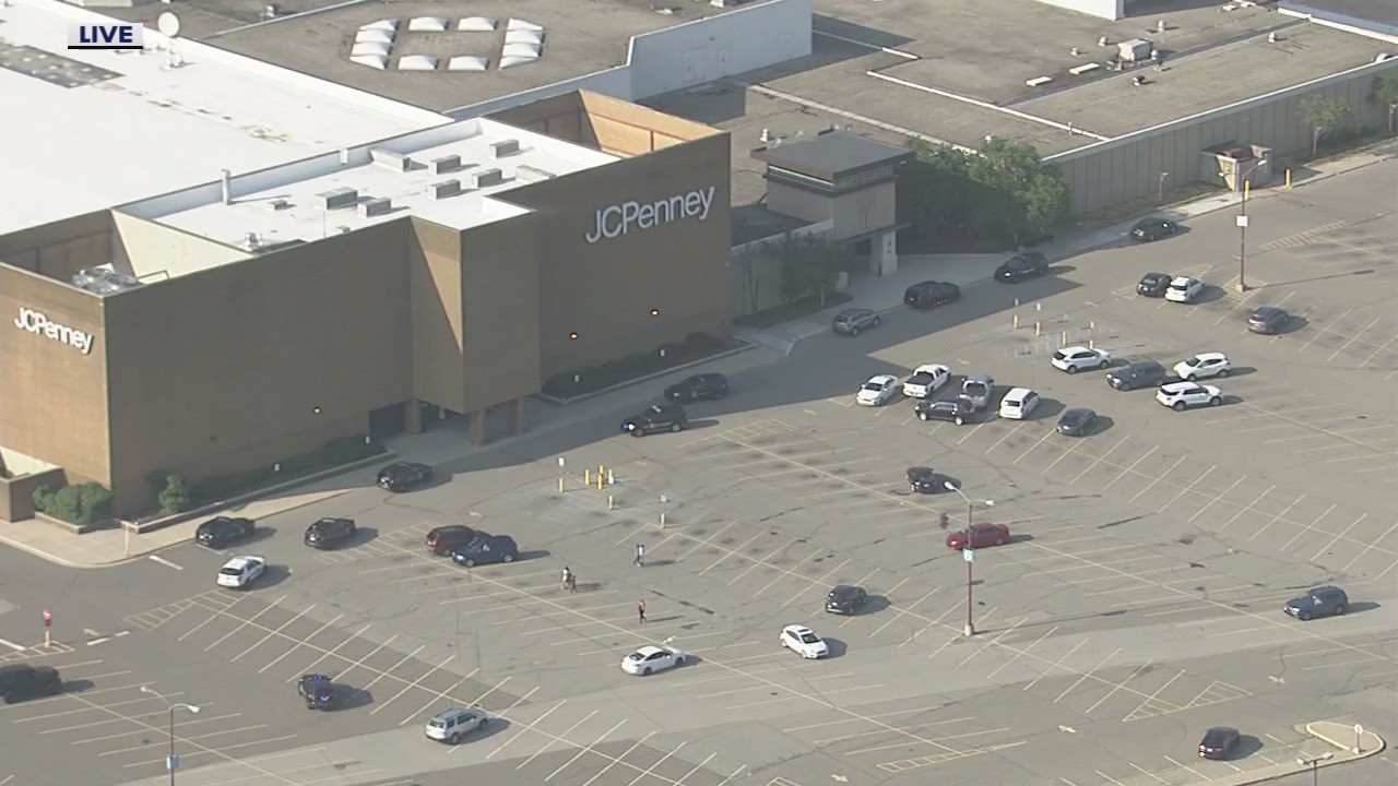 Police investigate possible shooting at Westland Shopping Center
