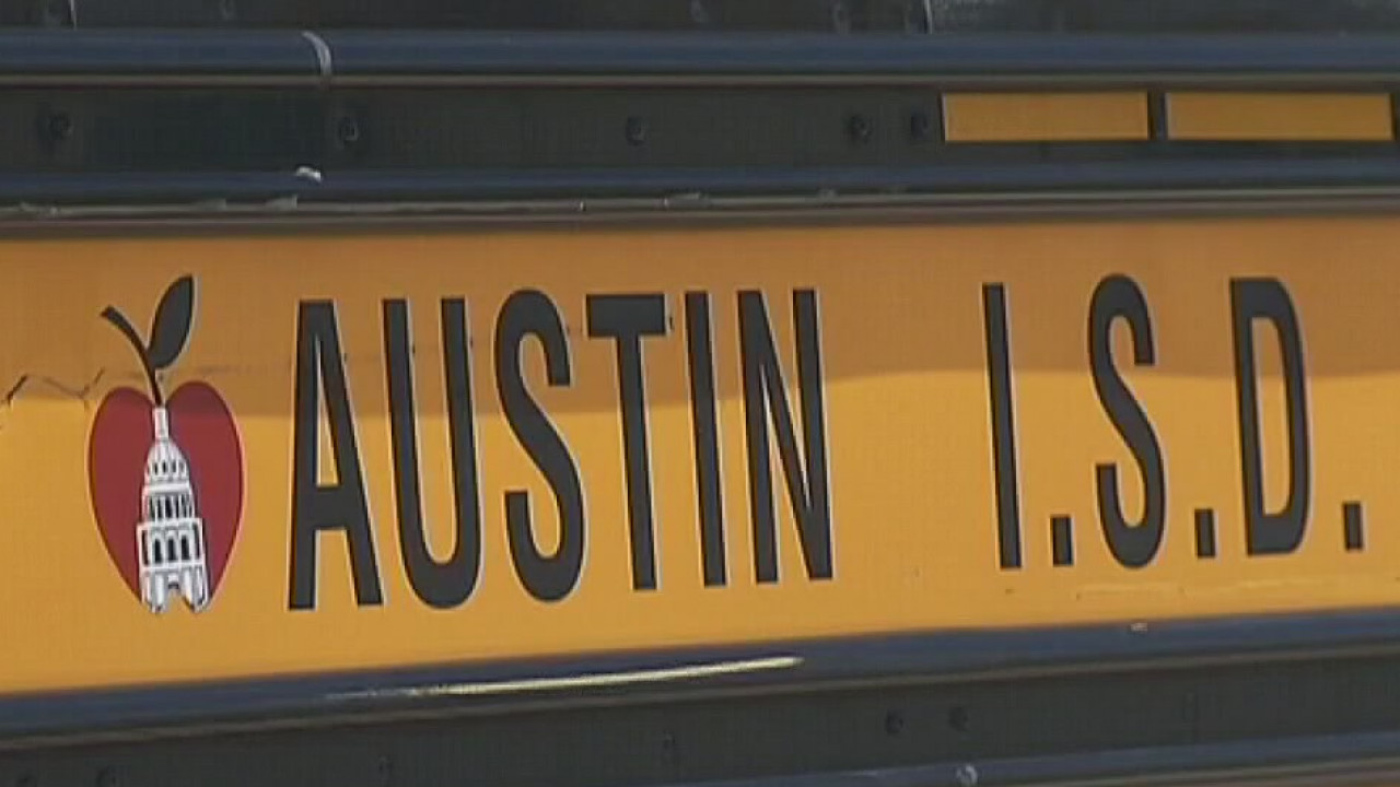 AISD votes to delay start of school