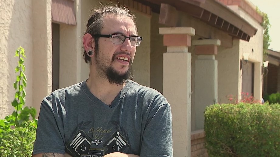Arizona man says state's unemployment system failed him