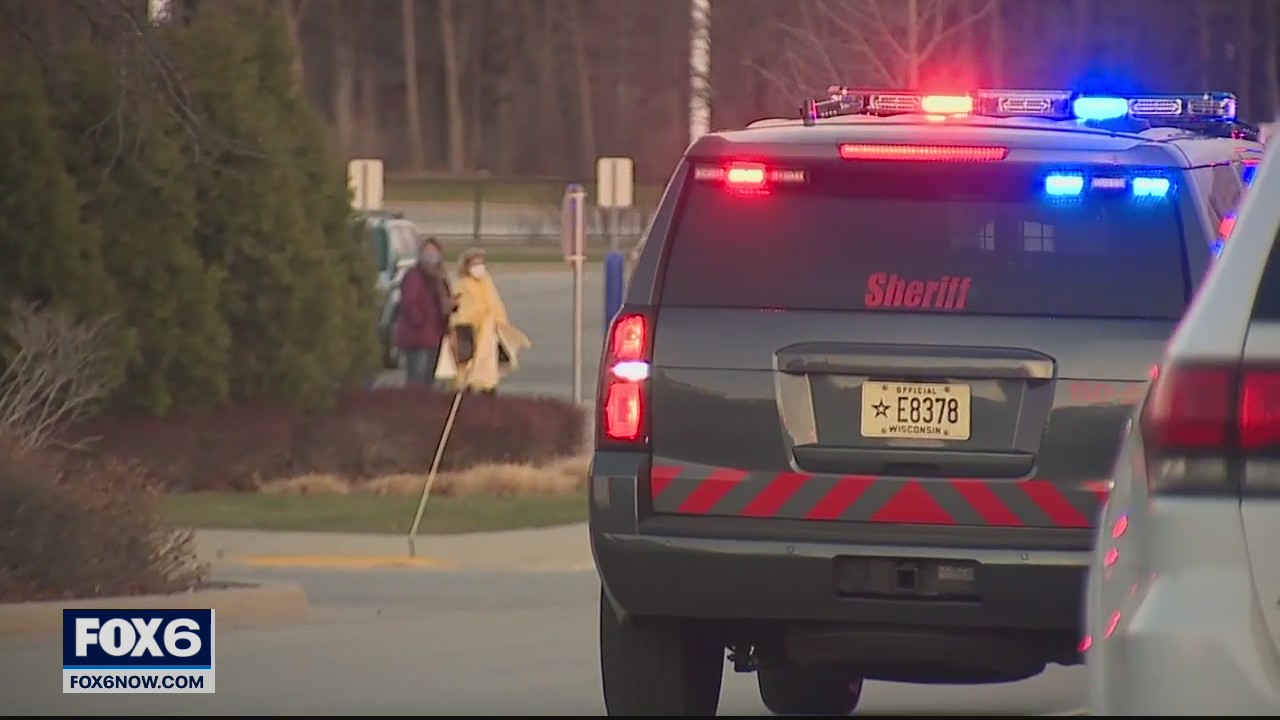 7 adults, 1 teen shot and wounded at Mayfair Mall