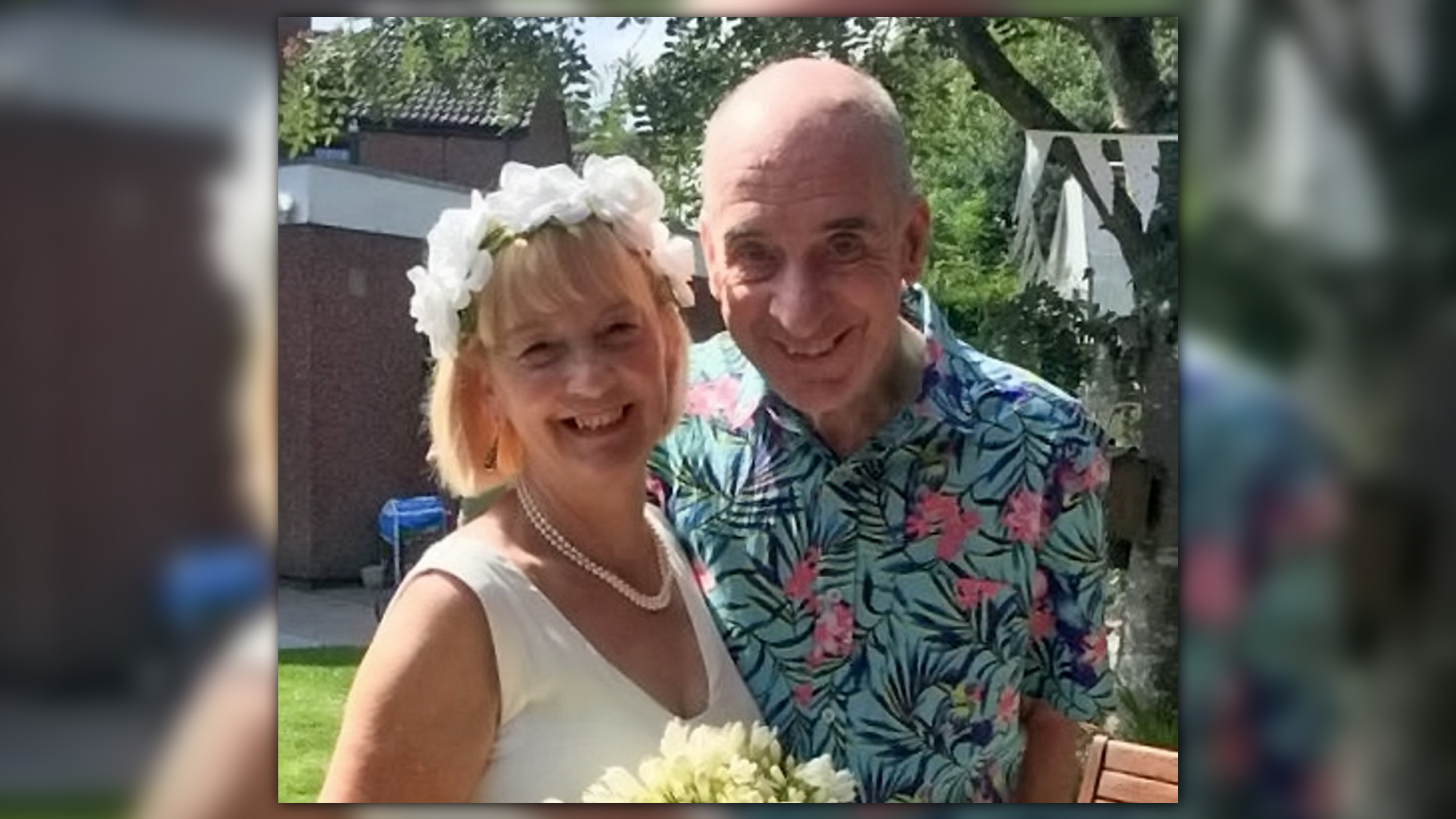 Woman remarries husband with dementia after he forgot first wedding