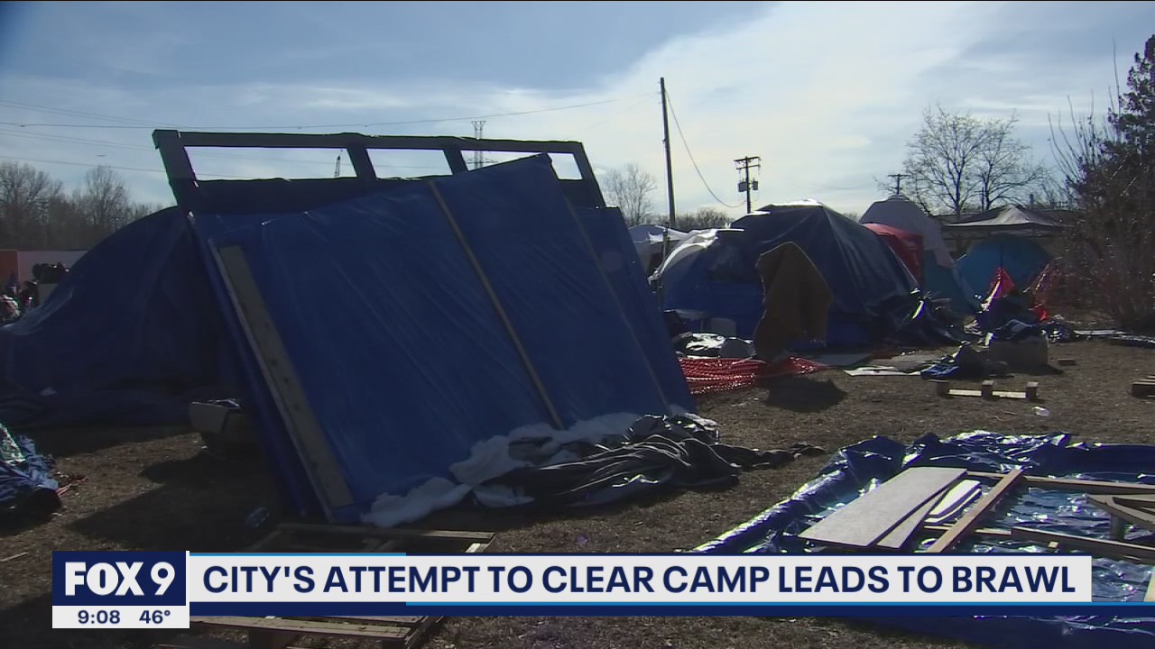 City's attempt to clear Minneapolis encampment leads to brawl