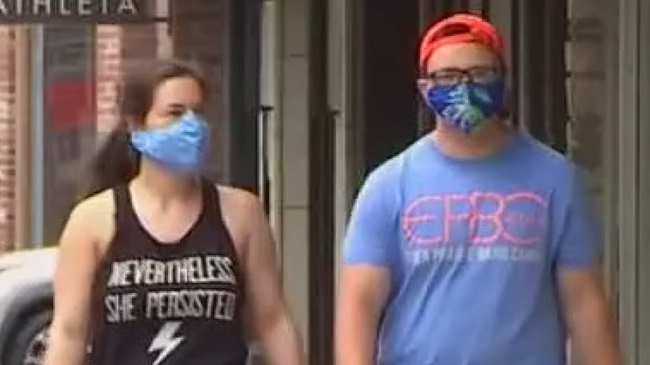 Making masks comfortable and protecting your skin