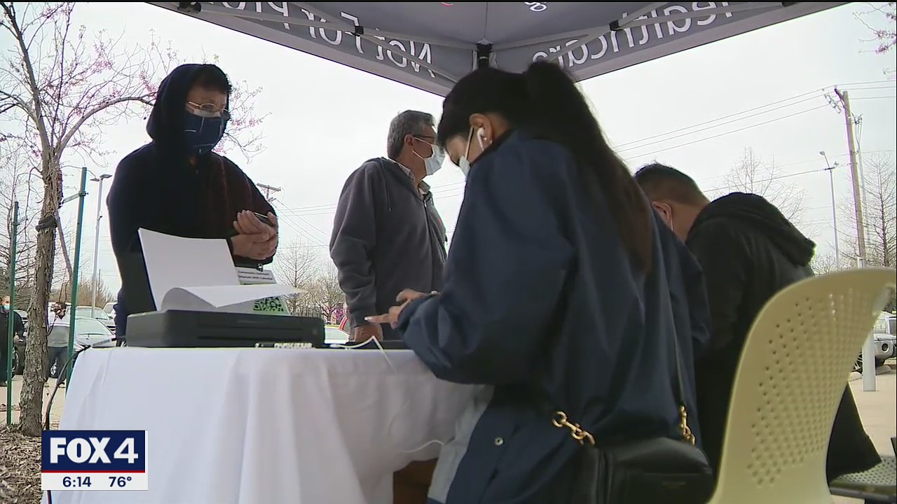 Dallas minority neighborhoods getting free rides to get vaccinated