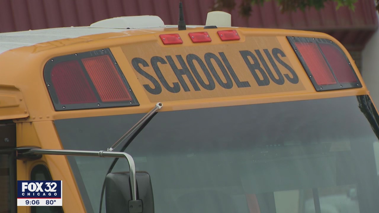 90 school bus drivers who don't want vaccines quit, CPS offering money to students without rides