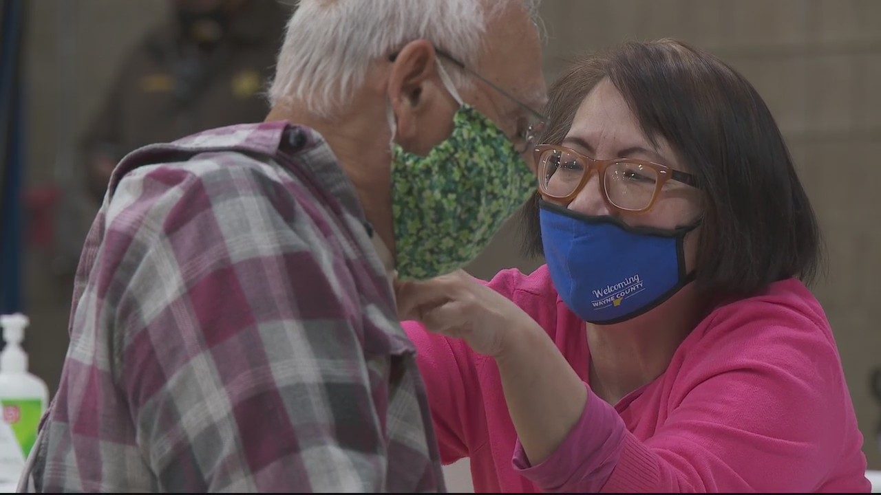 Hundreds of Wayne County residents get COVID-19 vaccine Tuesday