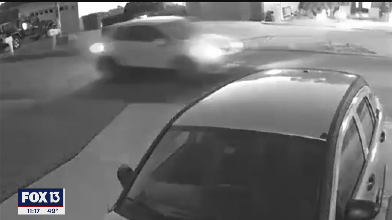 Camera catches boy running after scooter thief