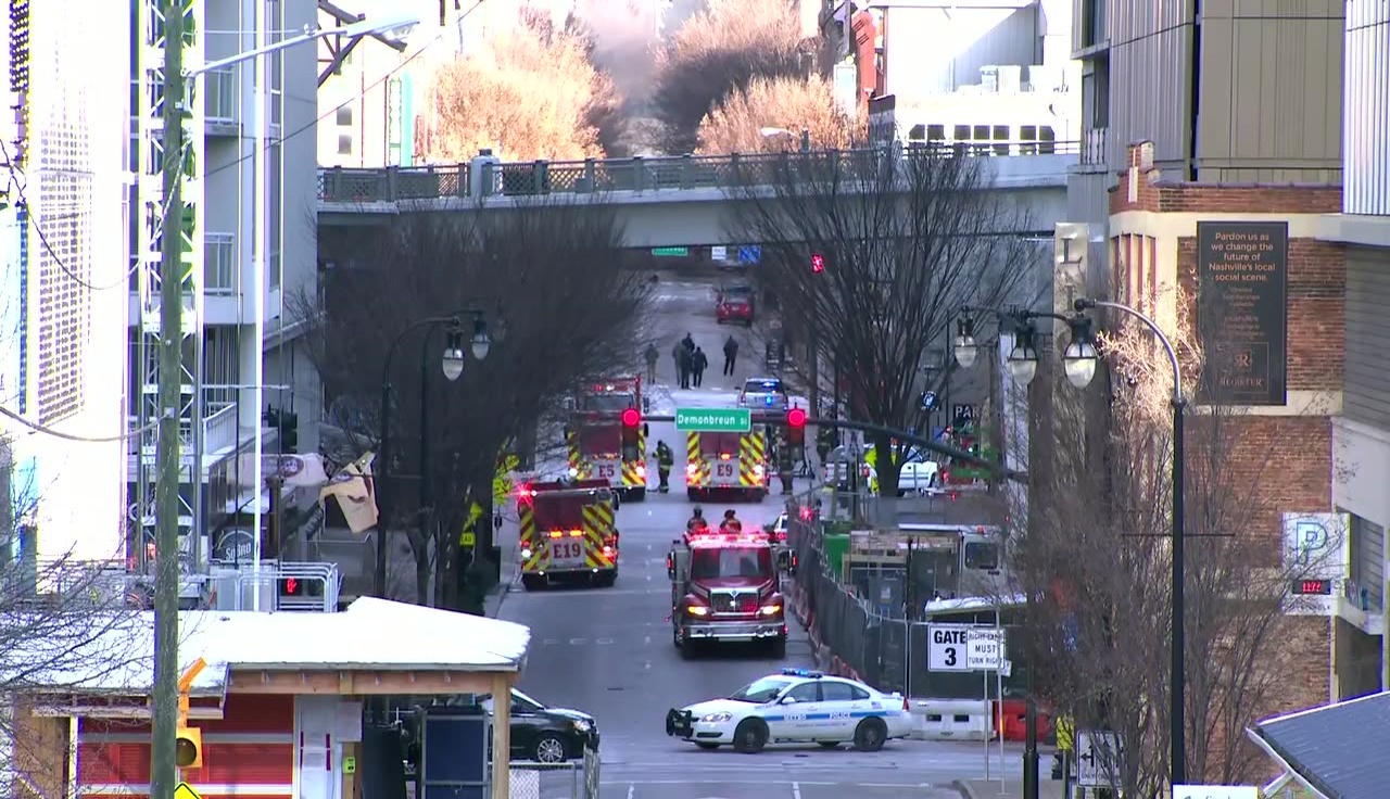 Explosion rocks downtown Nashville on Christmas Day