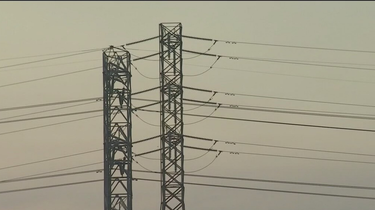 LA sees scattered power outages amid heat wave