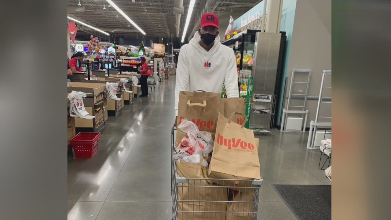 Wolves' guard Jarrett Culver works to donate thousands of meals for families during holidays