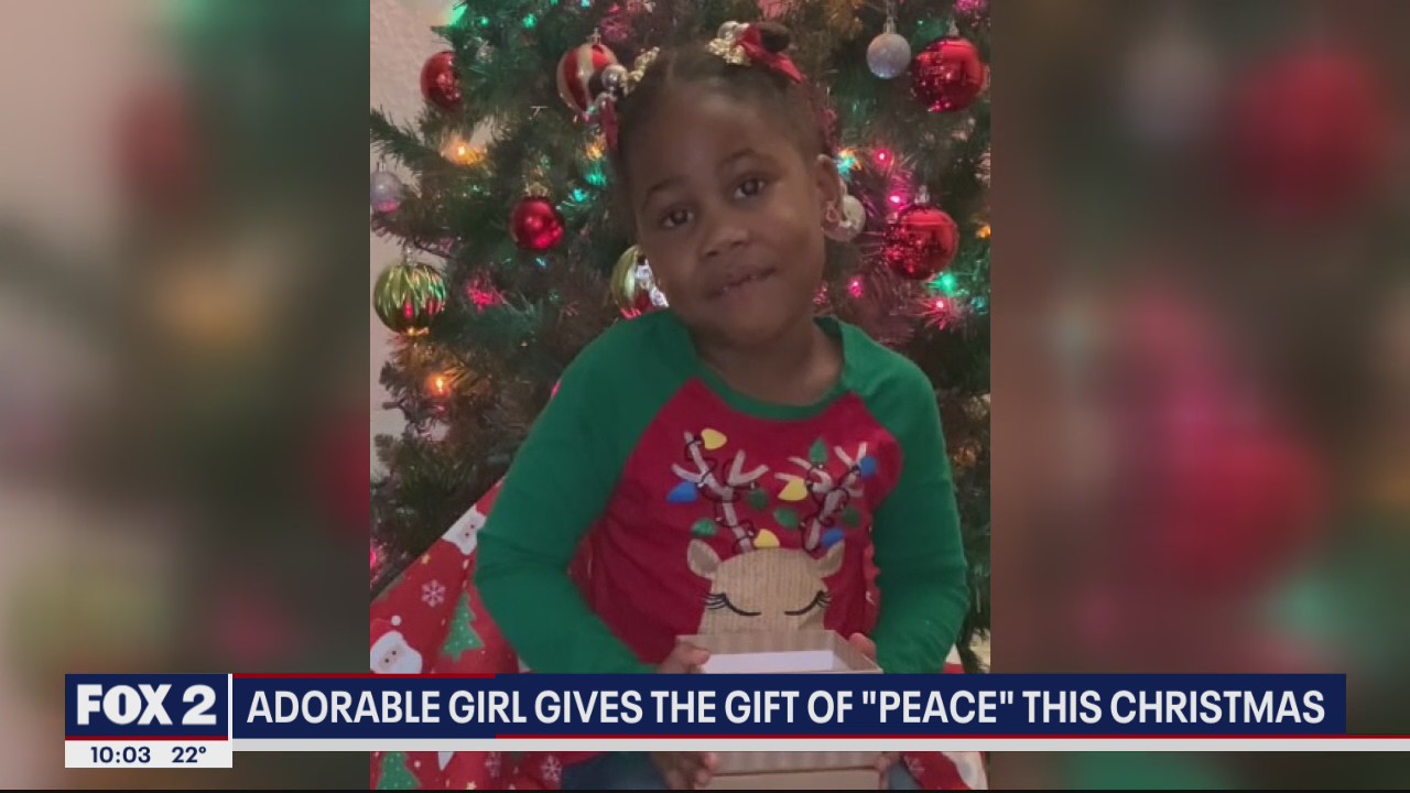 Adorable girl gifts everyone a “box of peace” this Christmas