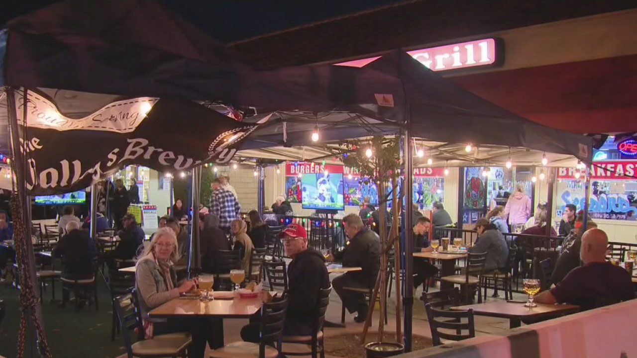 Judge tenatively rules against ban on outdoor dining