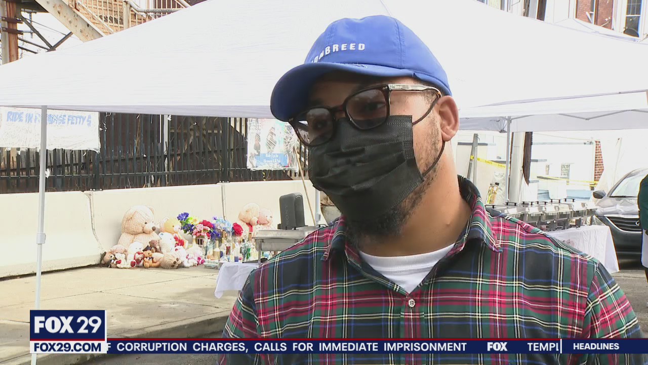 Philadelphia man feeds community on Thanksgiving and spreads positivity