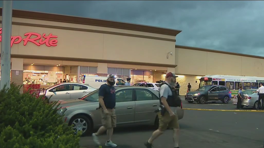 1 dead, 1 injured in Olney ShopRite parking lot shooting