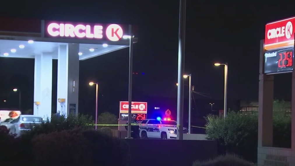 Phoenix police investigating deadly stabbing near 58th Avenue and McDowell