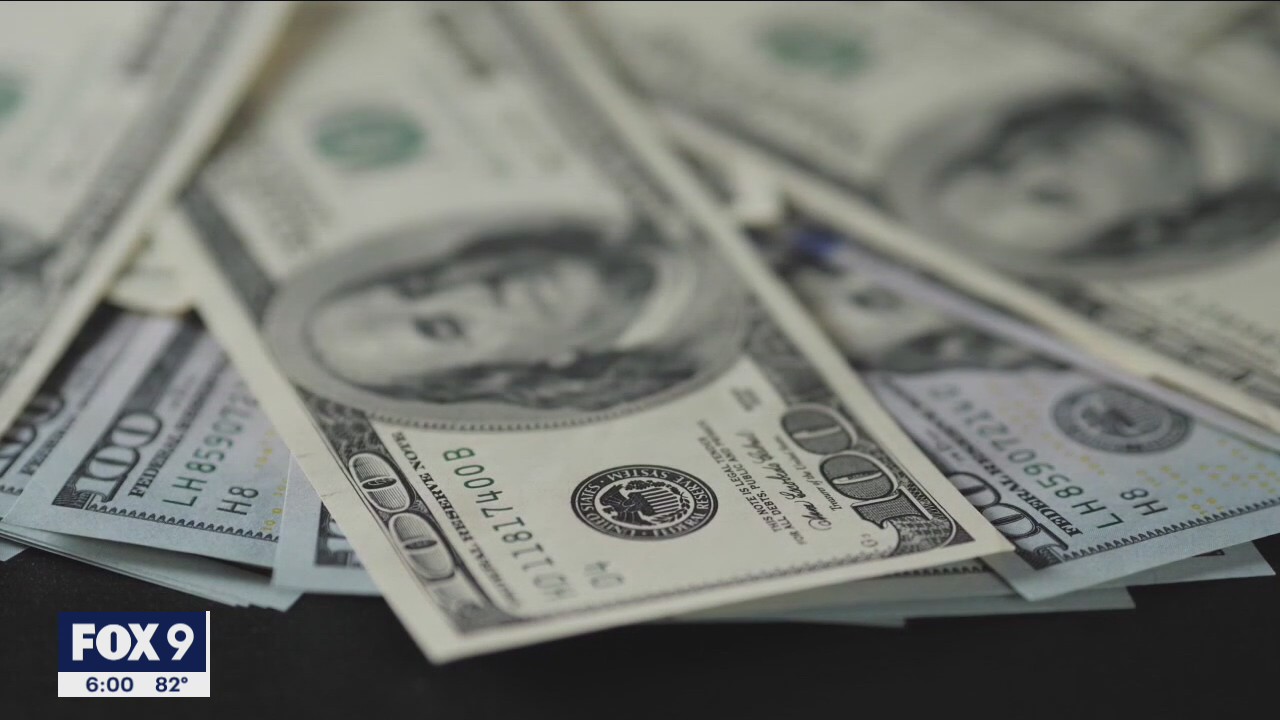 Minnesotans stuck on unemployment lose $600 added benefit put in place during pandemic