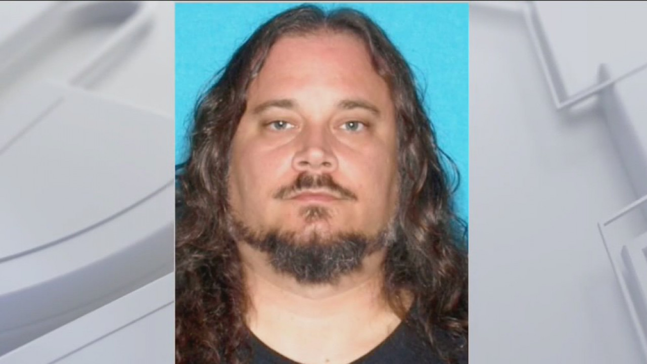 Teacher arrested on suspicion of sex with teenage girl