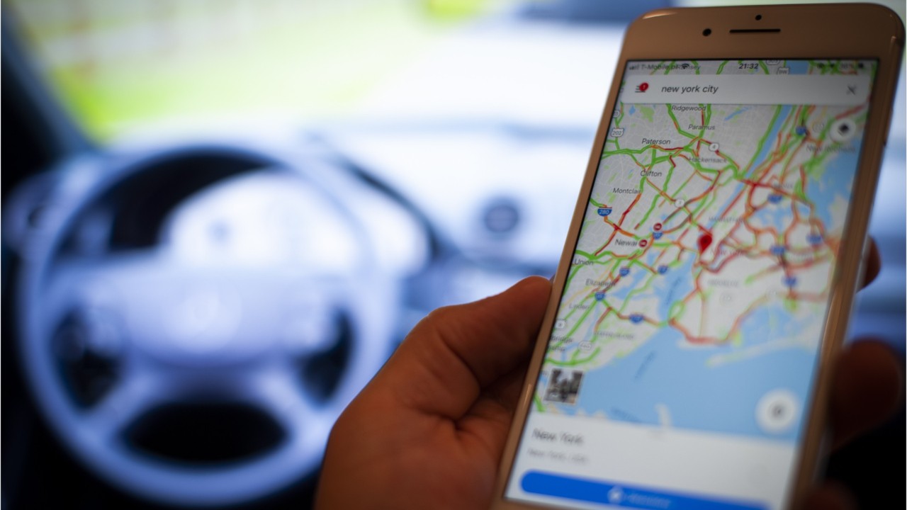 Google Maps alerts drivers about police speed traps