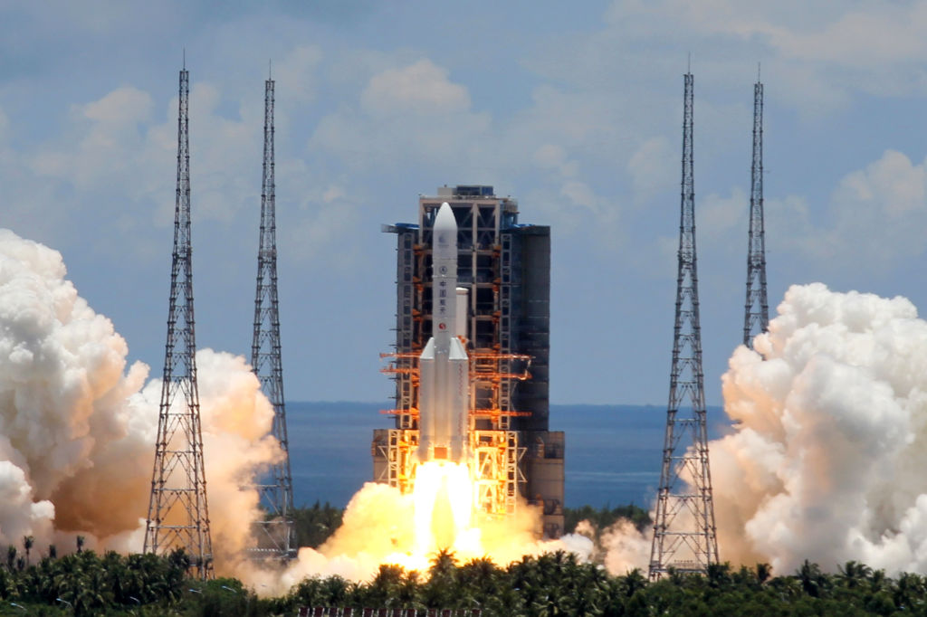 China launches mission to Mars