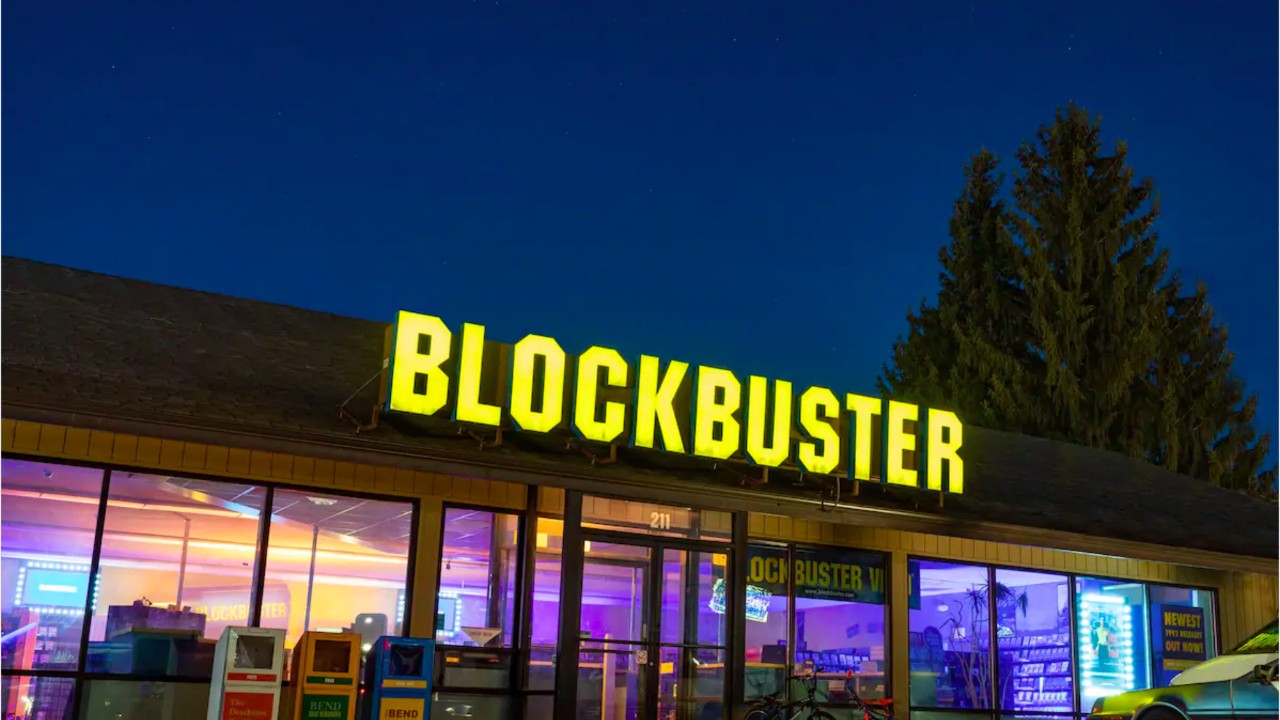 Last remaining Blockbuster store can be rented for sleepover on Airbnb for just $4