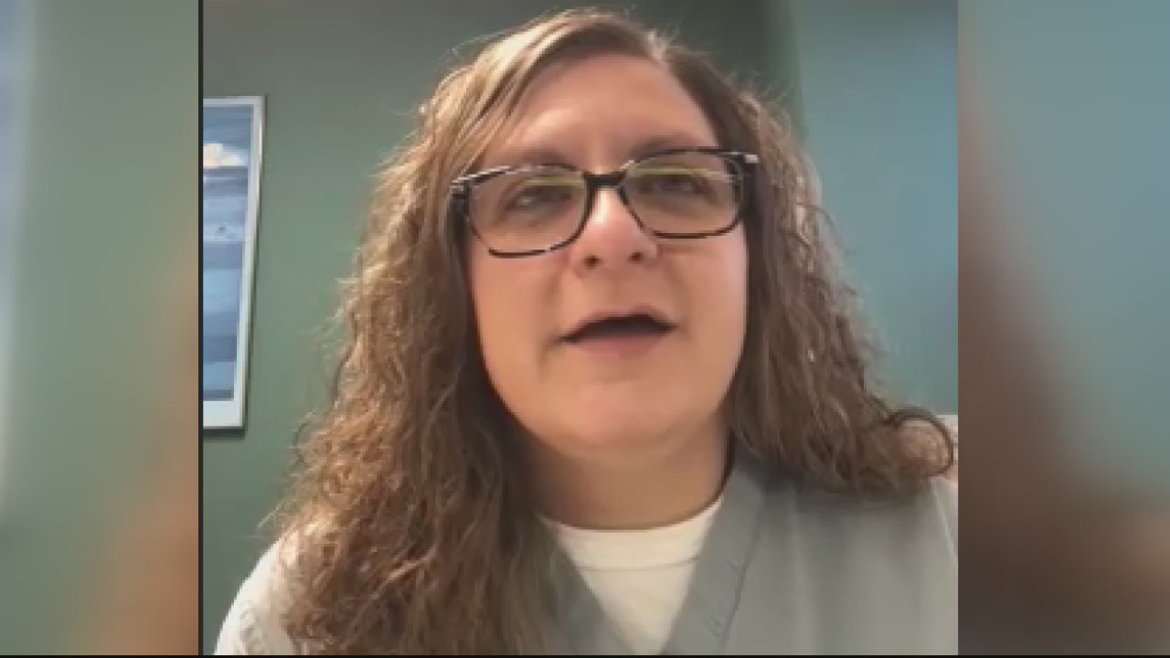 Mom and daughter registered nurses talk about being on pandemic front-line