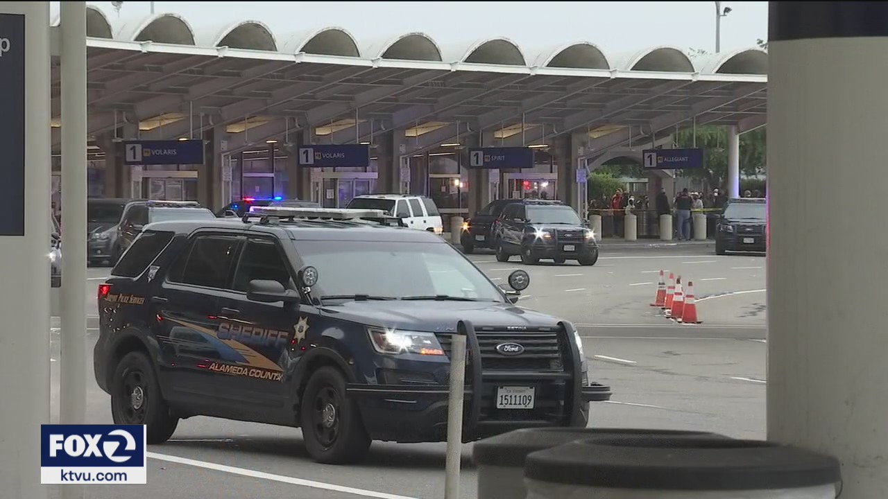 Security incident shuts down Oakland airport terminal