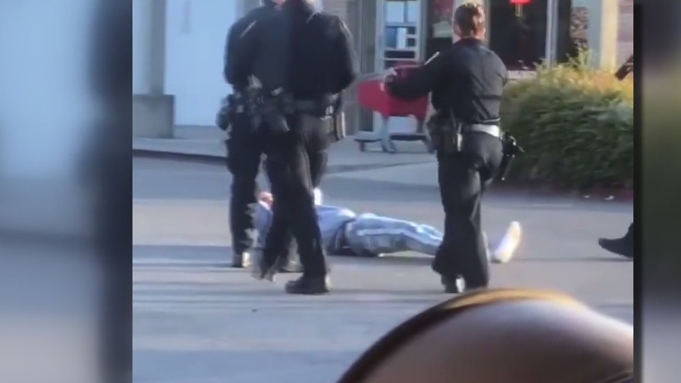 Hayward police subdue intoxicated man