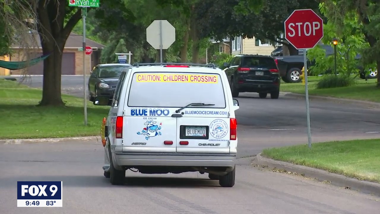 Man handing over keys to family-run Twin Cities ice cream truck to little sister