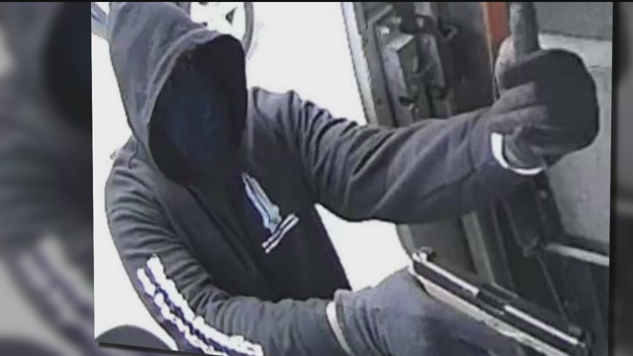 FBI looking for trio robbing delivery trucks