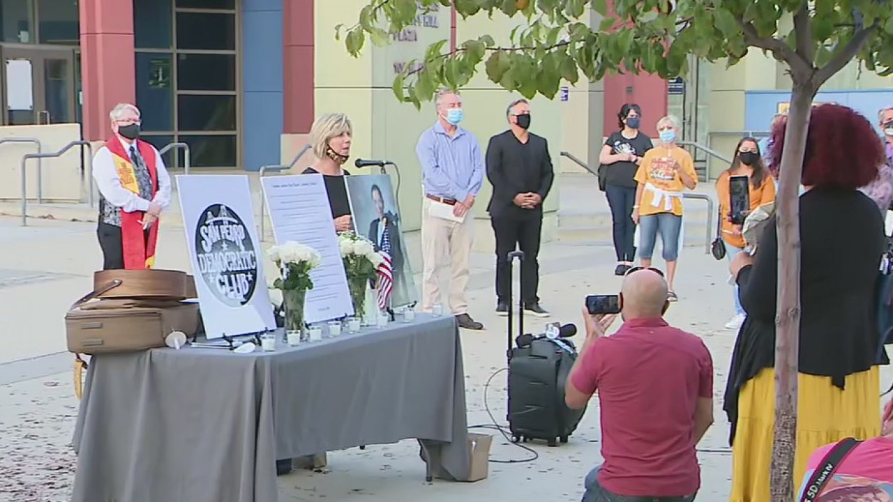 RBG vigil in San Pedro