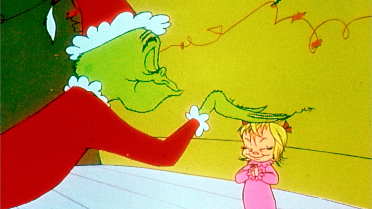 Wisconsin fire department spoofs 'The Grinch' to help firefighter's family