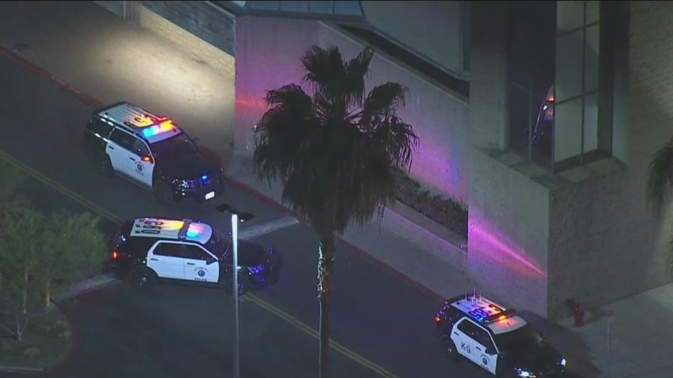 1 wounded in Culver City mall shooting