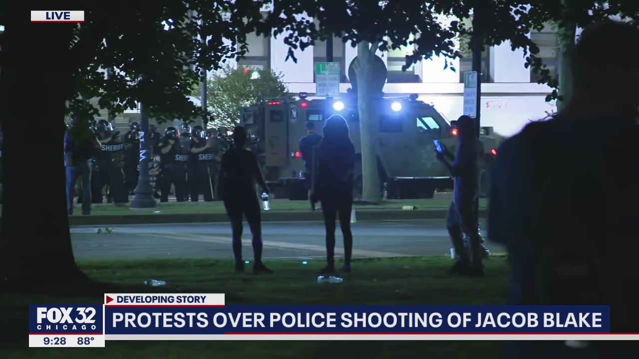 Protesters clash with police after shooting of Jacob Blake in Kenosha