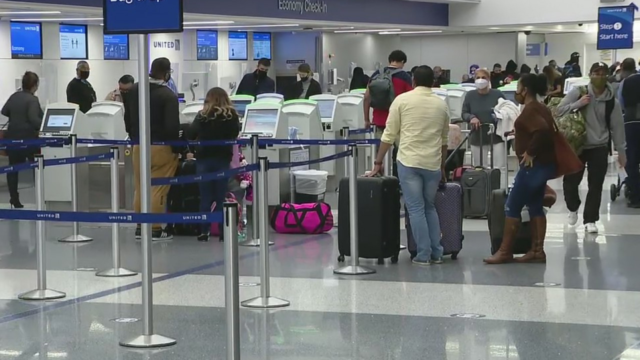Holiday travel at LAX