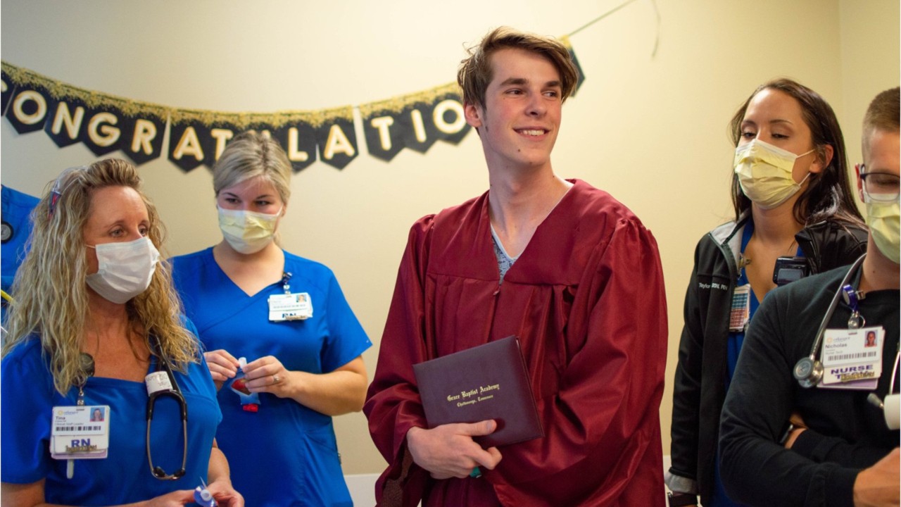 Nurses organize graduation ceremony for patient