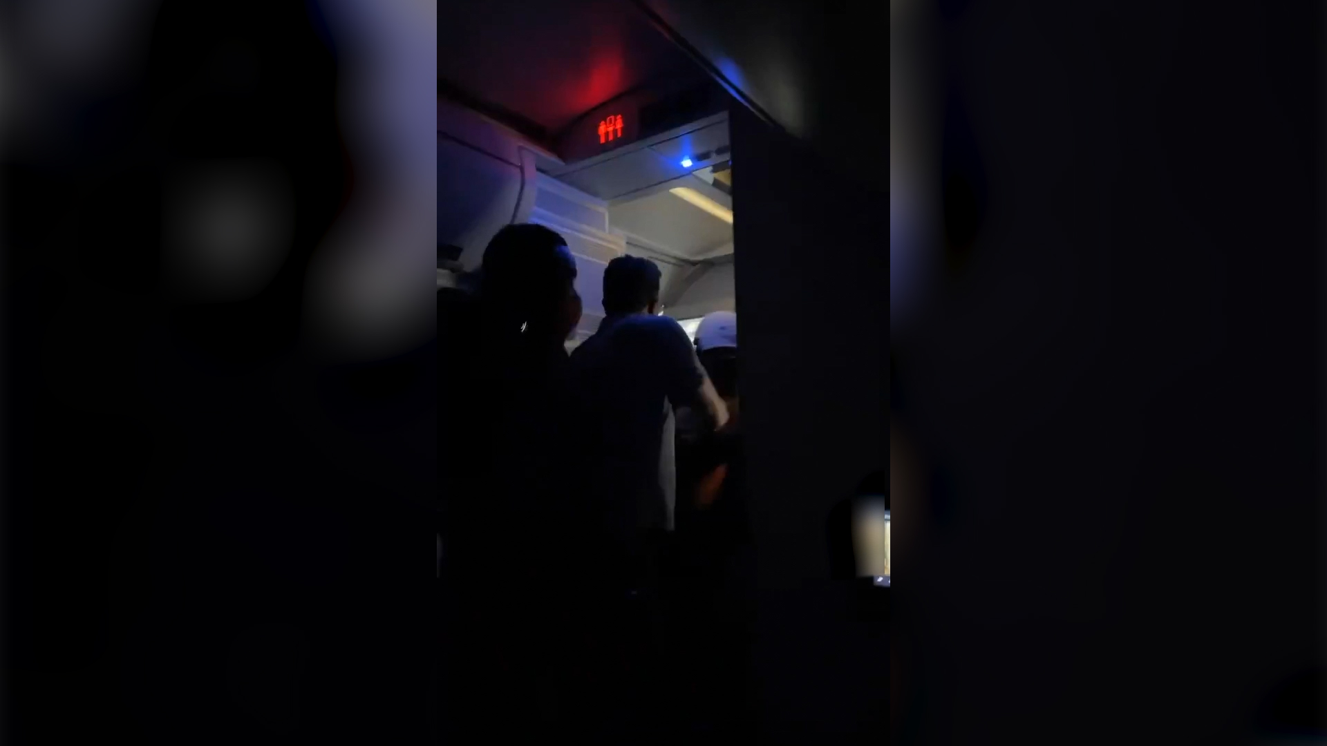 Crew, passengers detain unruly man during Delta flight