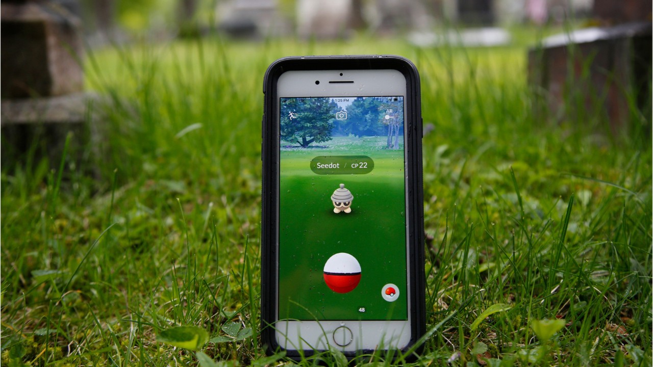 Woman shot and killed after witnessing armed robbery while playing Pokemon Go