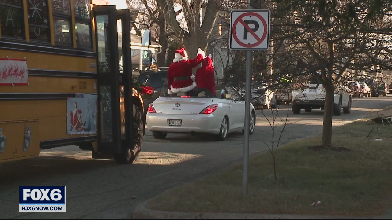Kenosha police help Santa with special Christmas delivery