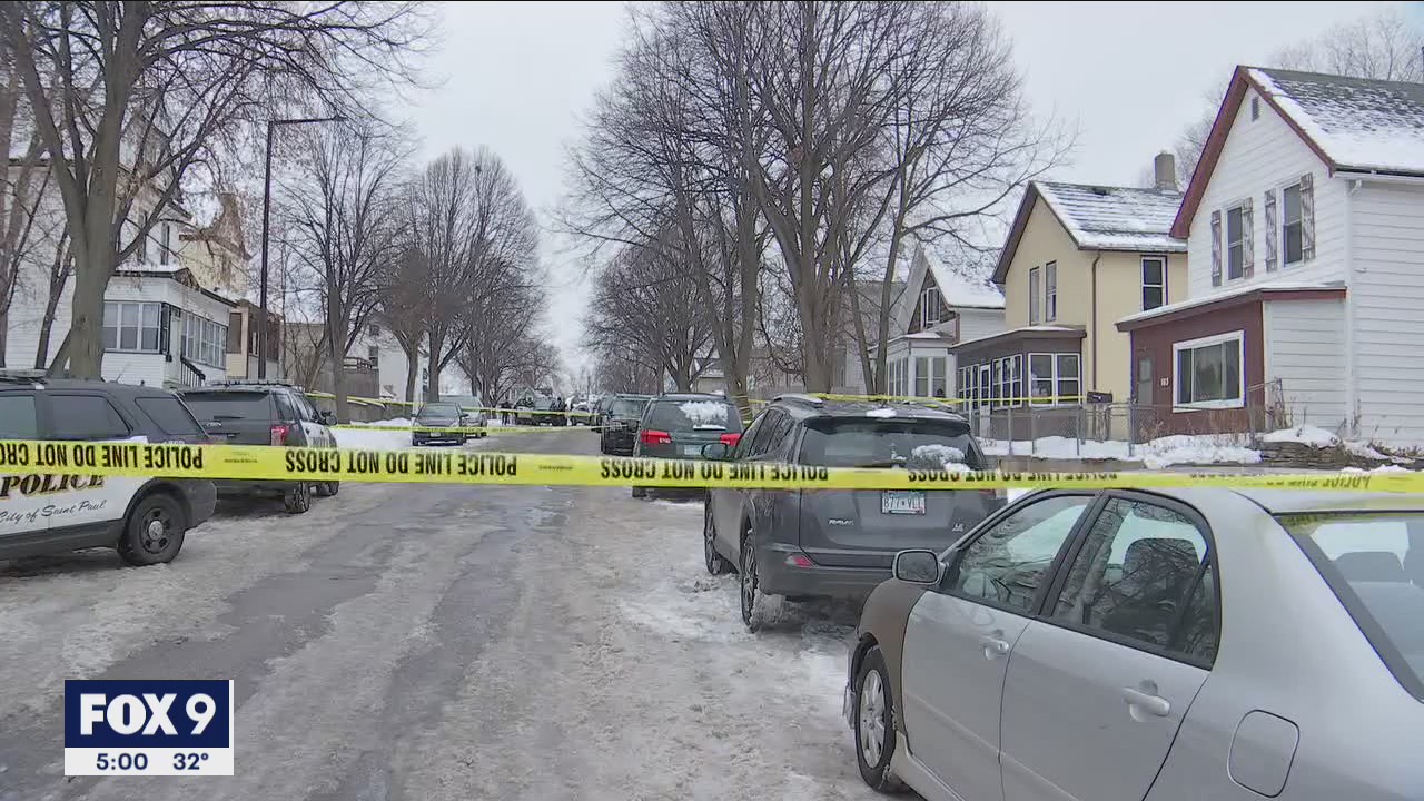 Police investigate triple shooting in St. Paul that killed 2 people