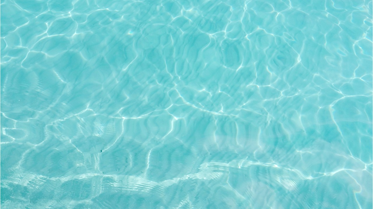 Girl dies after being electrocuted by pool light wire