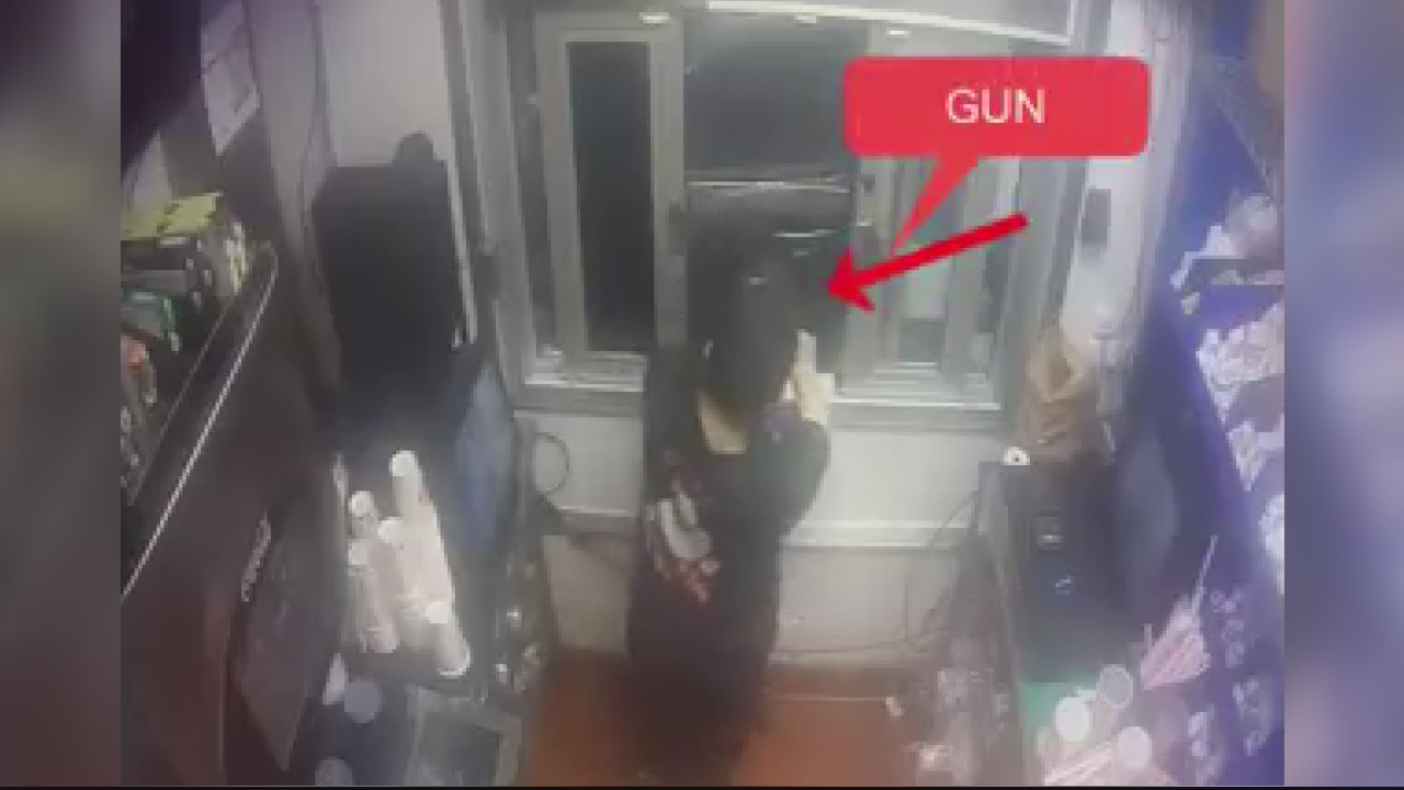 Burger King employee charged with an eight-count felony warrant